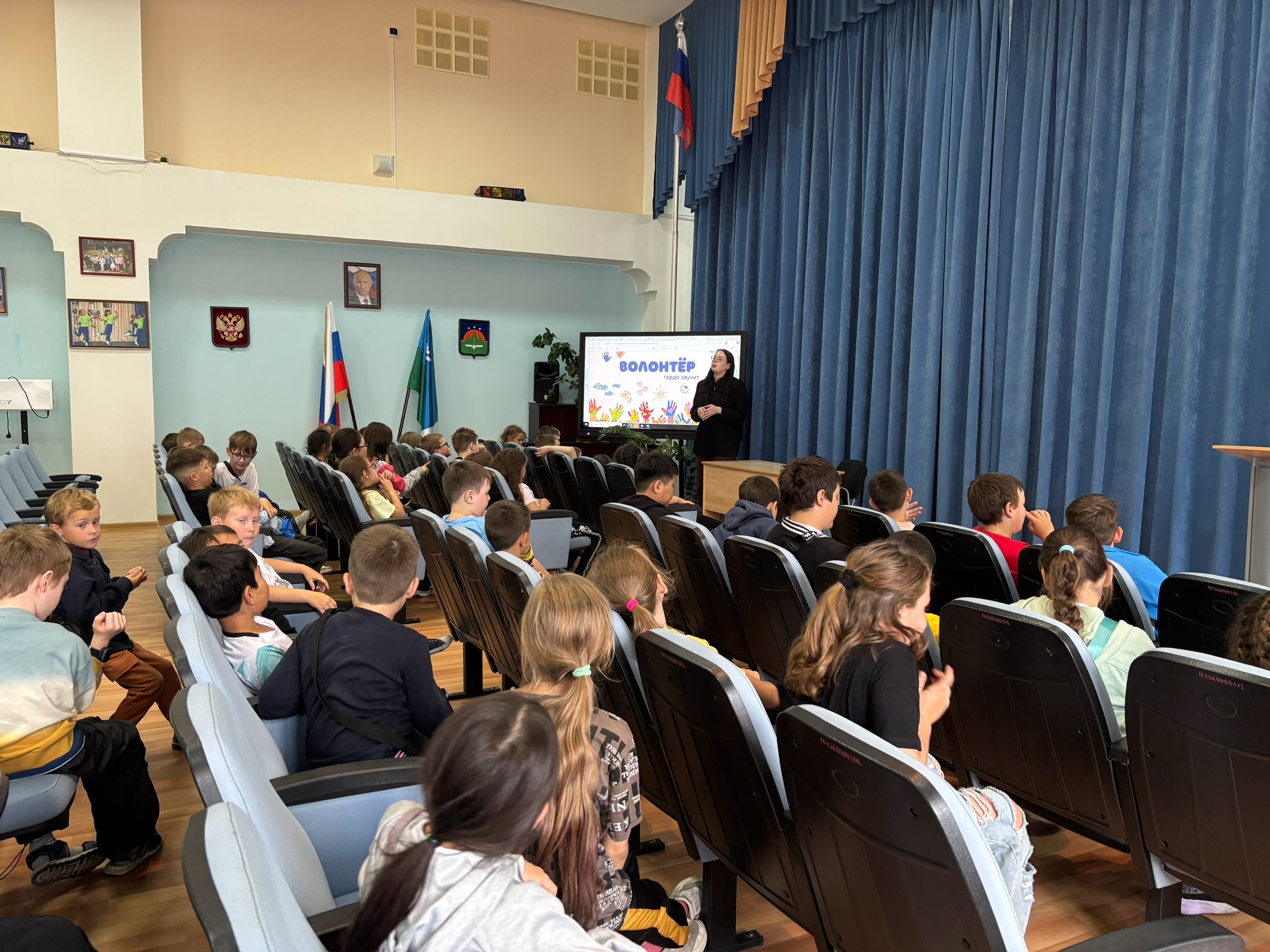 Волонтер-звучит гордо.