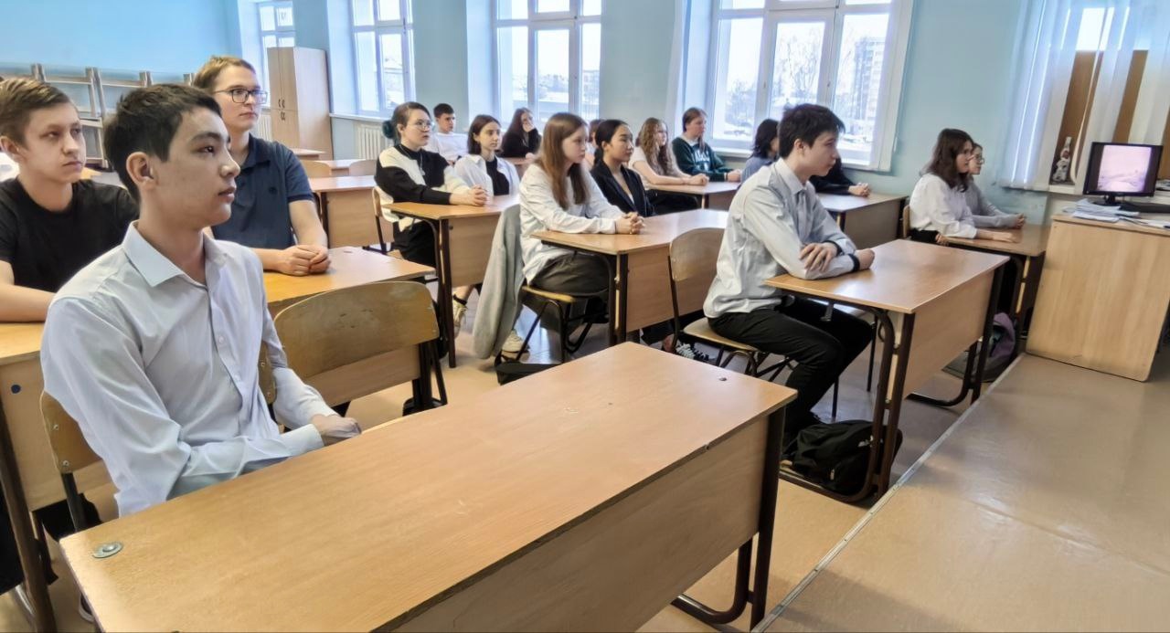 День разгрома советскими войсками немецко-фашистских войск в Сталинградской битве.