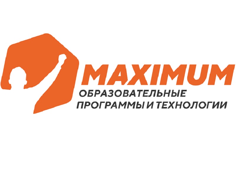 «Курс по программированию с нуля MAXIMUM» для школьников 8-11 классов.